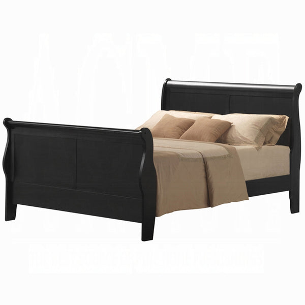 The Montclair Heritage Sleigh Bed by Realani Family Furniture