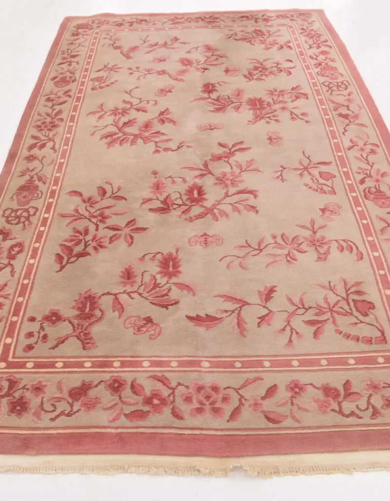 Kaitlyn Striking Rectangle Area Rug