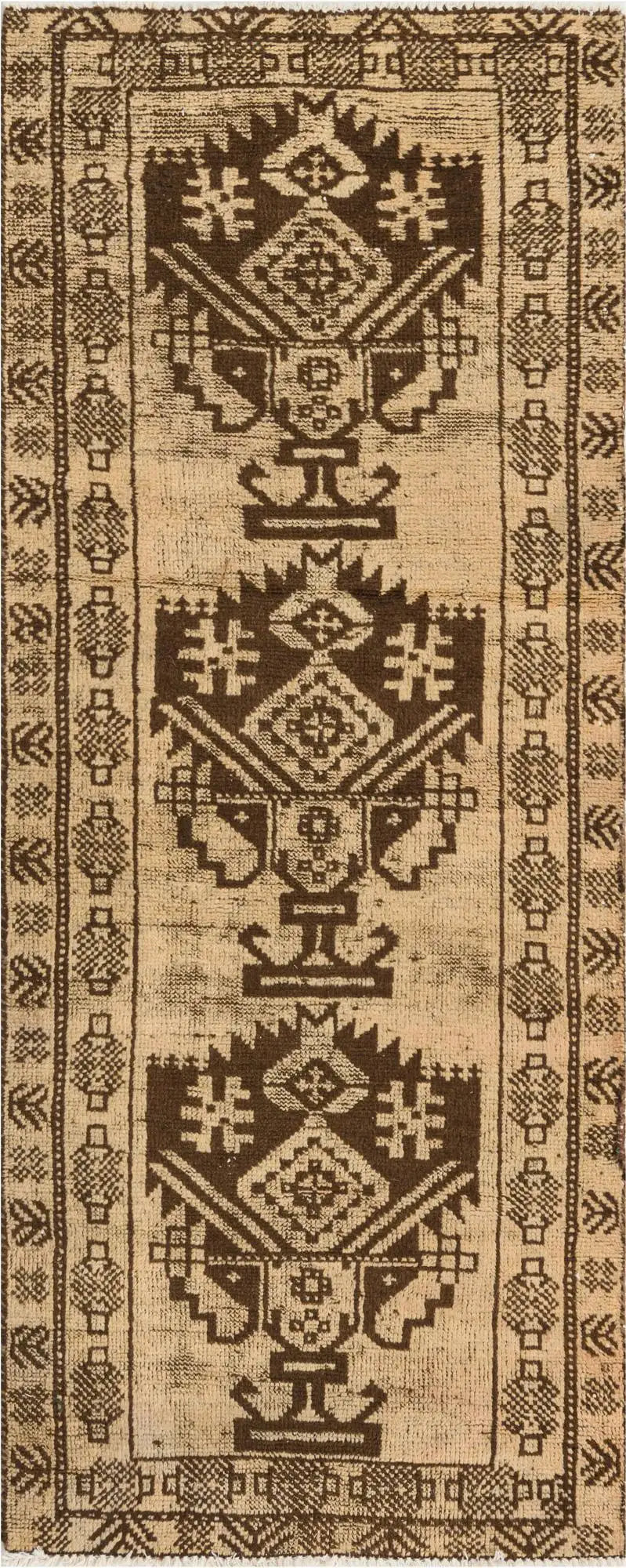 Yadiel Eye-catching Area Rug