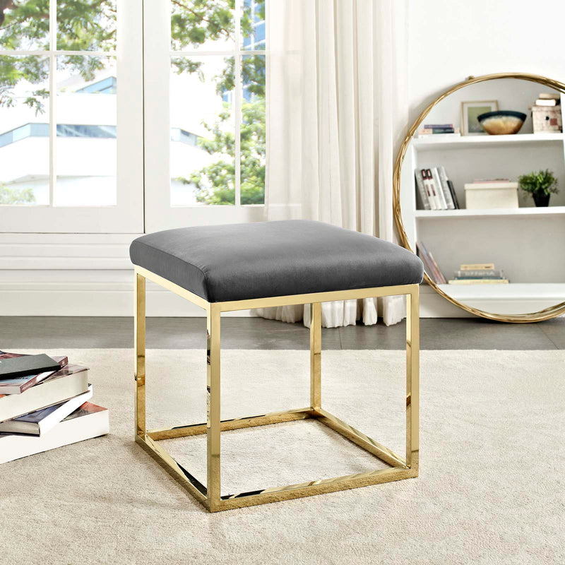 Camila Ottoman